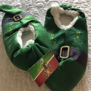 Size small ELF green slipper socks NEW